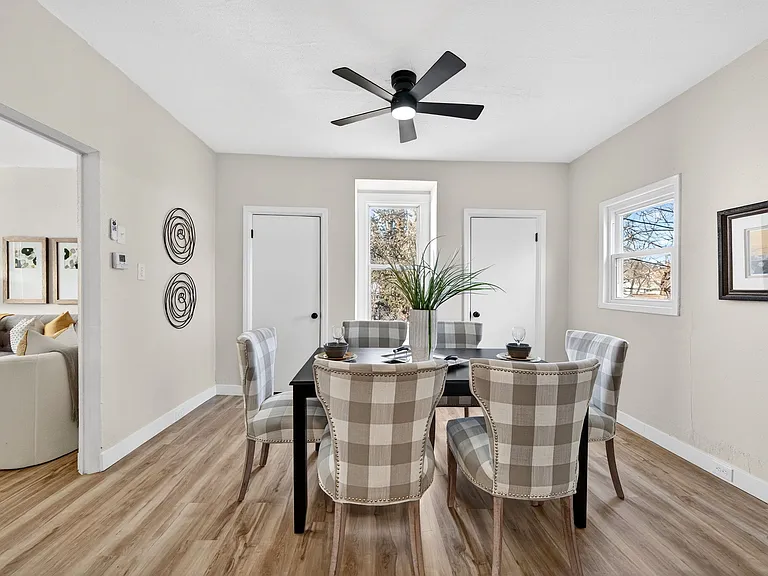 6973 Winona Ave — Photo 4