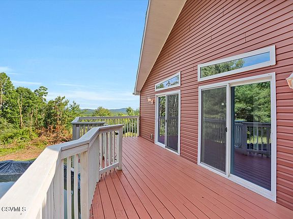 4th image of 7075 Dunwoody Rd