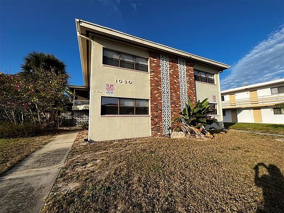 2nd image of 1030 Park Dr APT 1