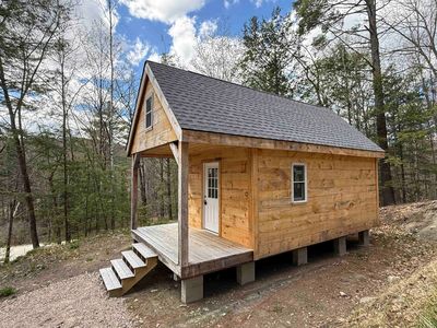 Tunnel Road, Grafton, NH, 03240