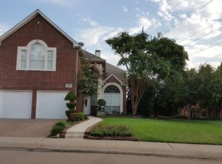 3919 Azure, addison, TX 75001