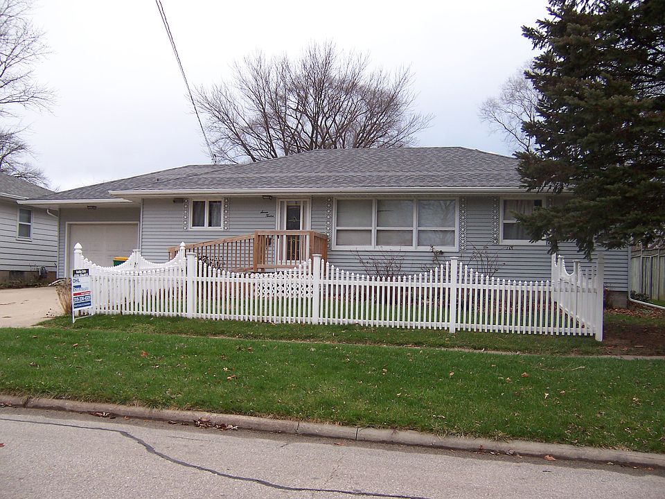 Front with Fenced in yard