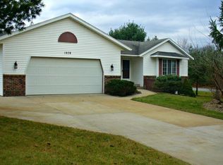 1978 Red Run Dr, Dorr, MI 49323