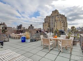 223 W 10th St, New York, NY