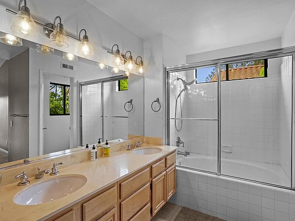 3rd image of 4602 Exbury Ct