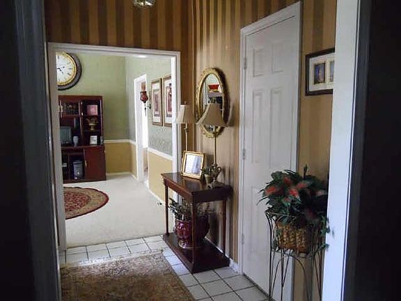 4th image of 4104 Autumnwood Dr