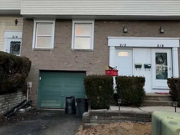 215 Pheasant Cv, Canonsburg, PA 15317