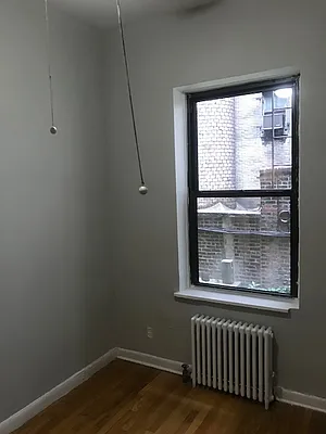 Rented by Salon Realty Corp | media 5