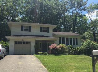 22 Downstream Dr, Flanders, NJ 07836