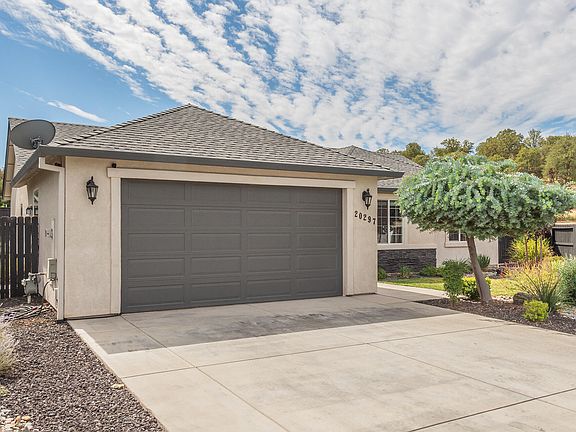 4th image of 20297 Ballentine Dr