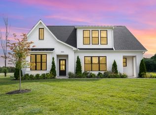 1550 Shalom St, Murfreesboro, TN 37128