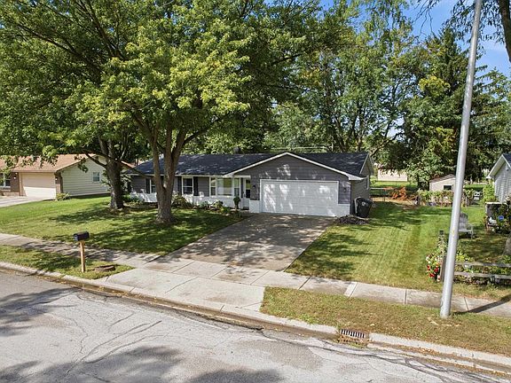 3rd image of 6539 Bellefield Dr