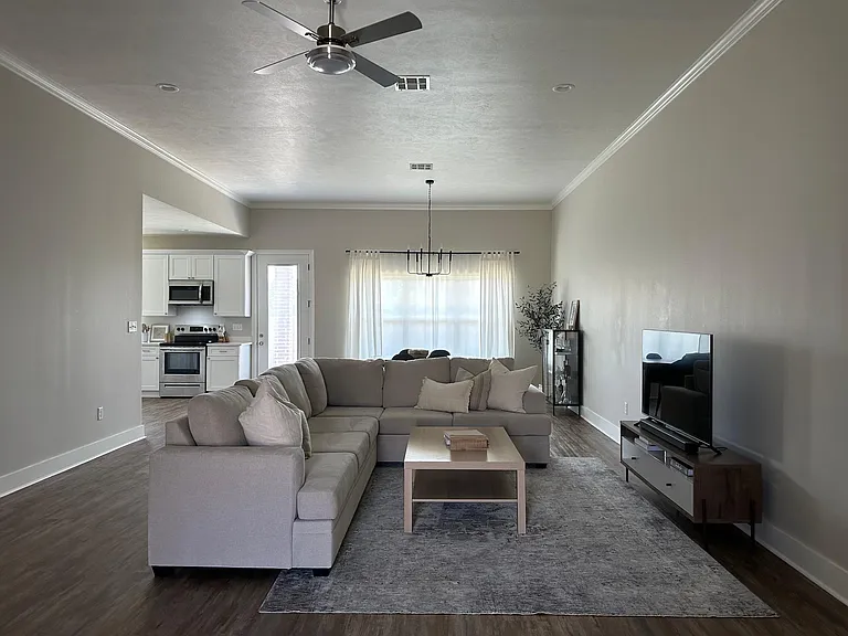 2015 Luke Ln — Photo 8