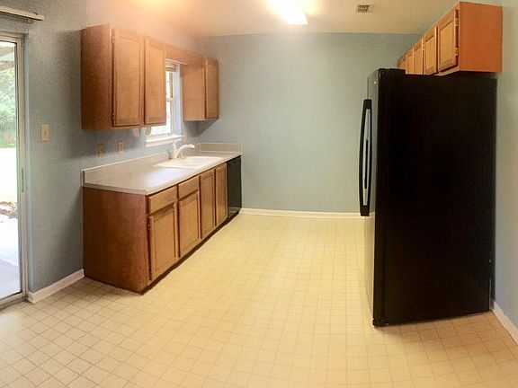 Breakfast room and kitchen