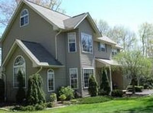 905 Mundy Ln, Effort, PA 18330