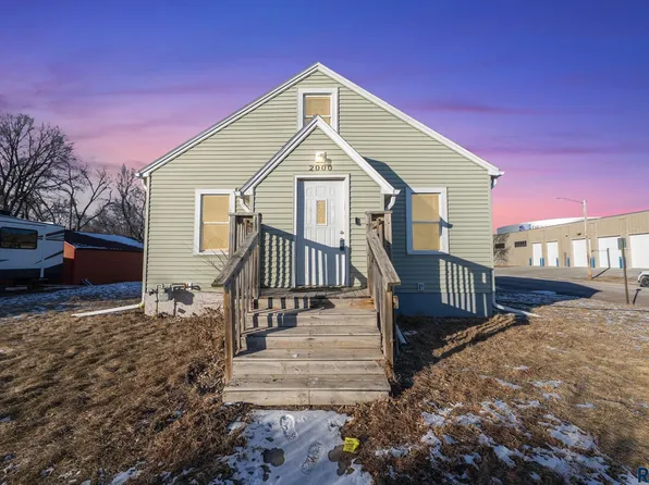 2000 W Madison St, Sioux Falls, SD 57104