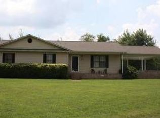 1032 Valley View Rd, Goodlettsville, TN 37072