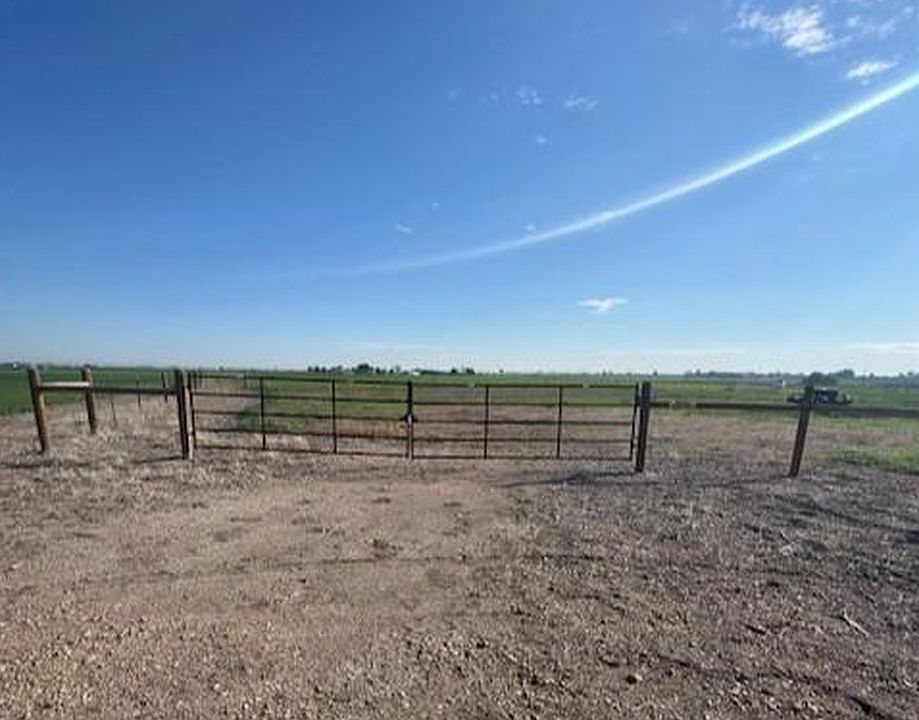2nd image of 20801 County Road 72