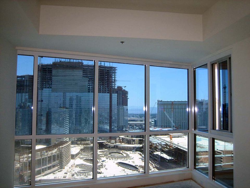 LIVING ROOM VIEW