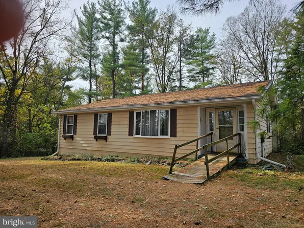 20921 Lehmans Mill Rd, Hagerstown, MD 21742