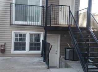 1637 N Karlov Ave #2R, Chicago, IL 60639