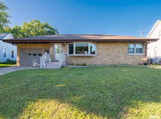 1317 Highland Ave, Pekin, IL
