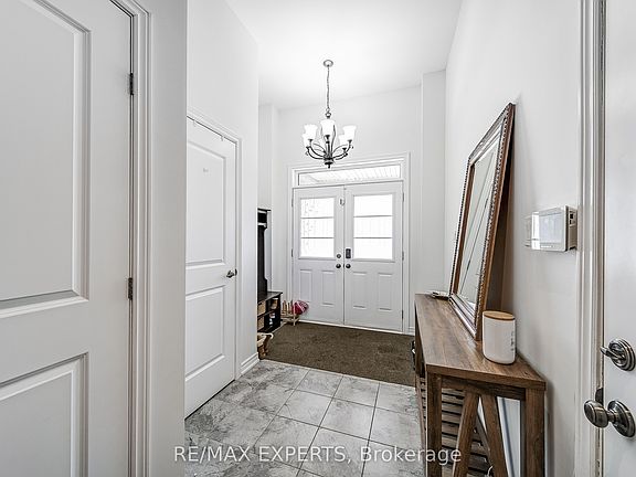 2nd image of 60 Humbershed Cres