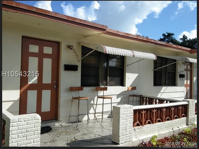 2nd image of 6057 SW 34th St
