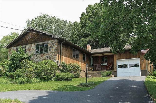1st image of 2646 Broadview Dr