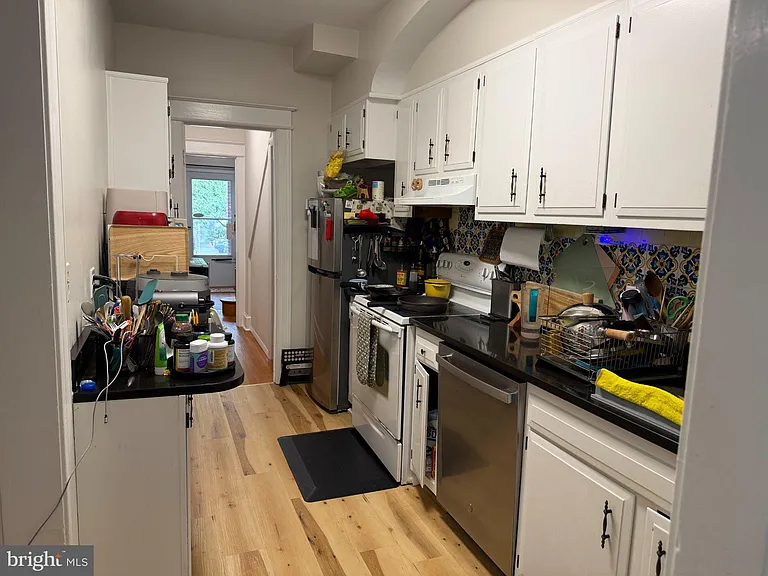 2410 39th St NW — Photo 14