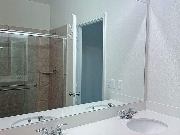 5th image of 1100 Bluespire Dr