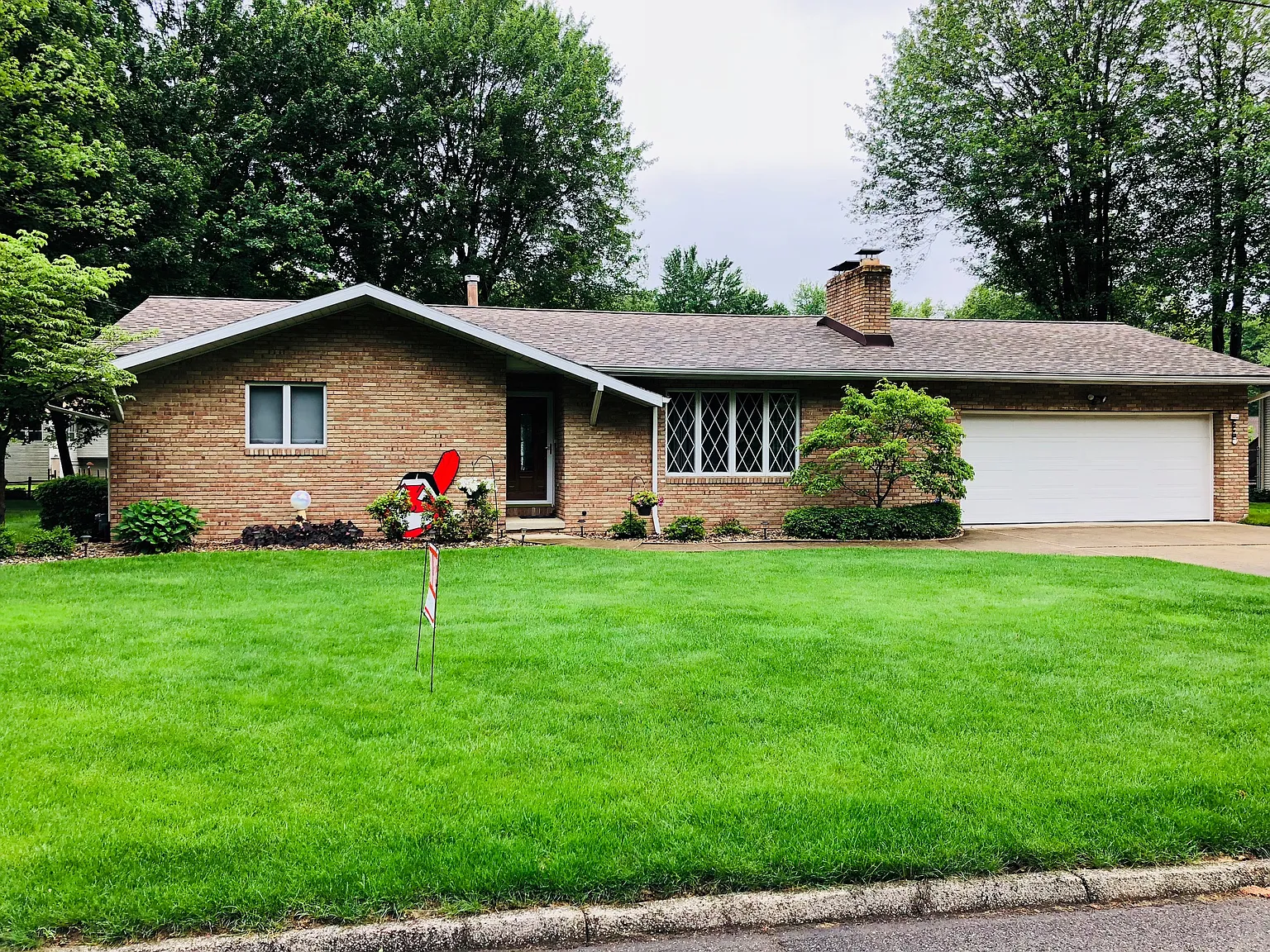 130 Kean Dr photo 1