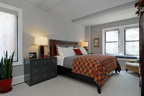 Sold by Corcoran | media 2