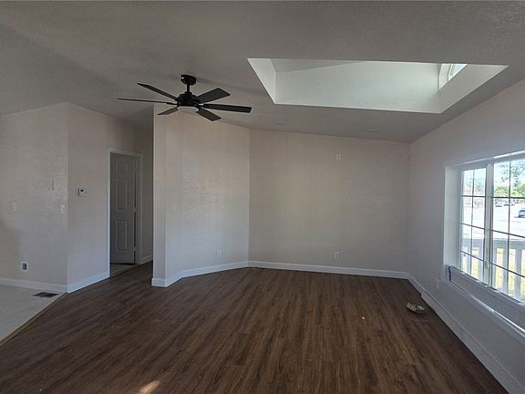 3rd image of 4794 Saguaro Way