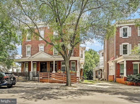 906 Dekalb St, Norristown, PA 19401