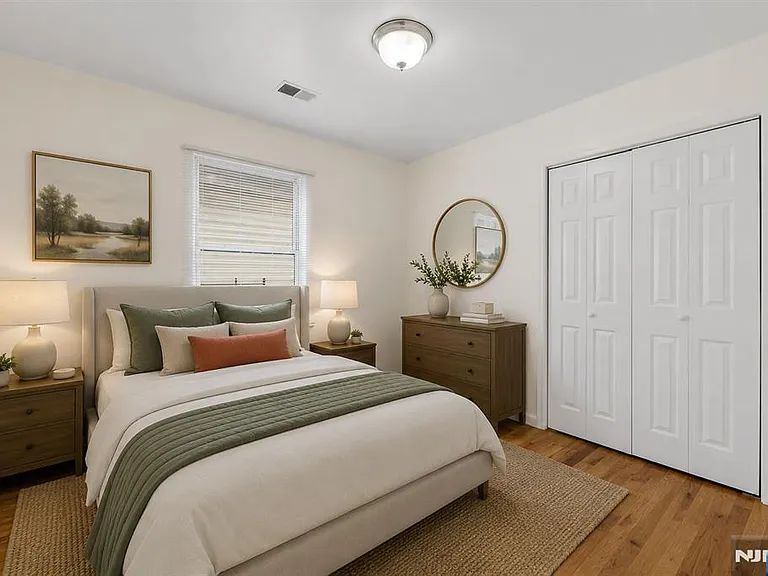 45 Orient Ave — Photo 11