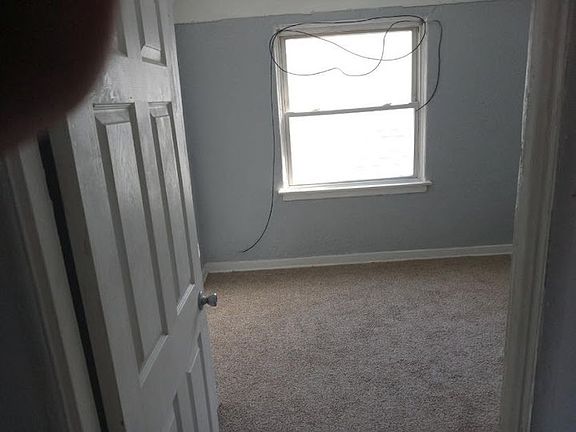 3rd image of 350 W 109th Pl #2