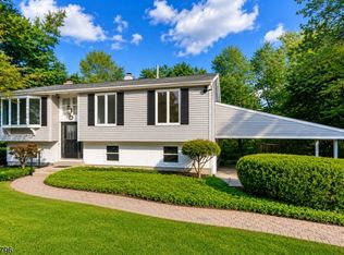 13 Chickadee Rd, Budd Lake, NJ 07828