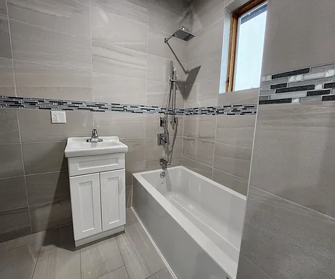 Rented by JB Mac Real Estate Inc. | media 14