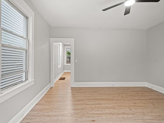 4th image of 825 Dayton Ave