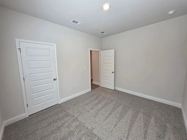 8057 Fir Tree Dr — Photo 33