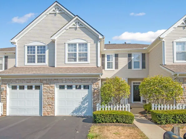 114 Cumberland Chase Blvd, Pataskala, OH 43062