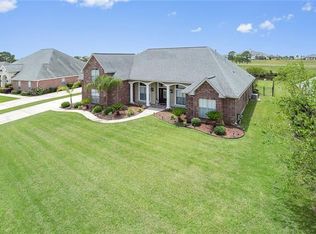 225 Masters Point Ct, Slidell, LA 70458