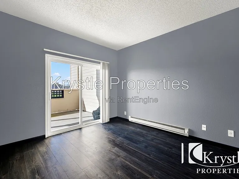 1201 Glen Cove Pkwy #1106 — Photo 7