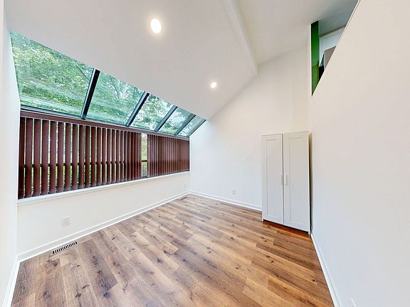5th image of 20561 Summersong Ln
