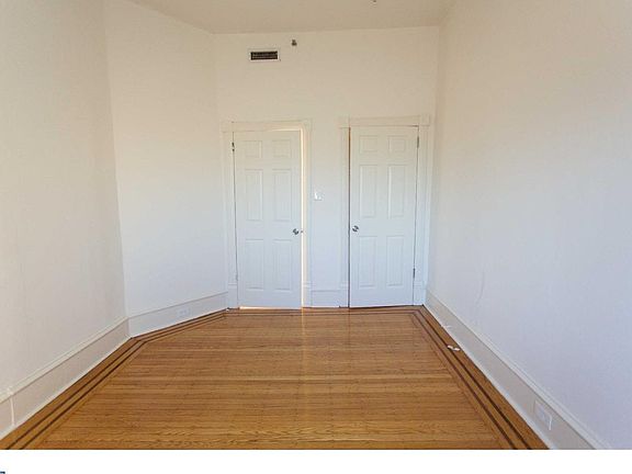 5th image of 1532 Spruce St #124