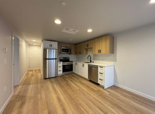 7146 47th Ave SW #D, Seattle, WA 98136