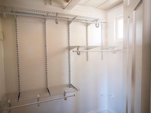 4th image of 1511 G St APT 5