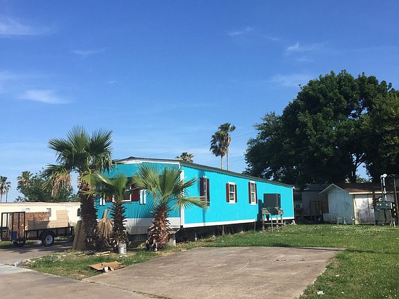 5th image of 634 N Pine Rd Trailer 21