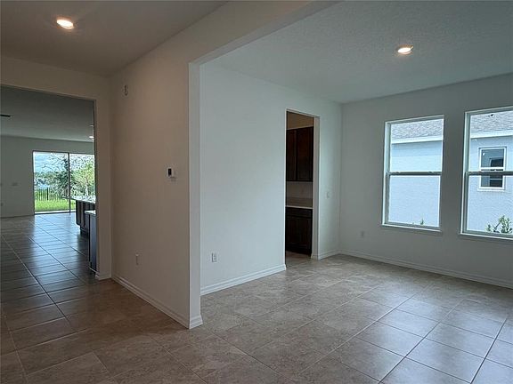 3rd image of 19350 Lochside Ln